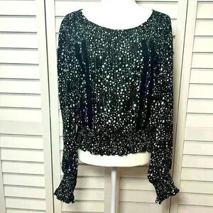 American Rag Balloon Sleeve Smocked Star Top Size XL Black, Cream & Silver
